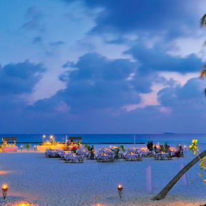Maldives Holidays Constance Halaveli Resort Beach Dining