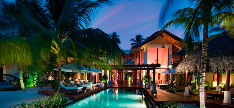 Maldives Holidays Constance Halaveli Resort Presidential Villa 2