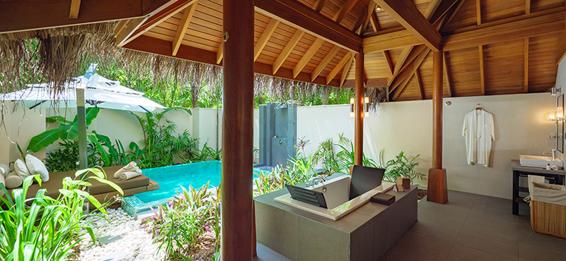 luxury Maldives holiday Packages Huvafen Fushi Maldives Deluxe Beach Bungalow With Pool