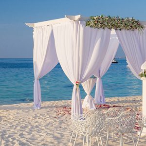 luxury Maldives holiday Packages Huvafen Fushi Maldives Wedding