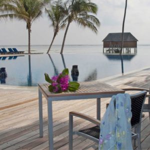 luxury Maldives holiday Packages Meeru Island Resort Pool 2