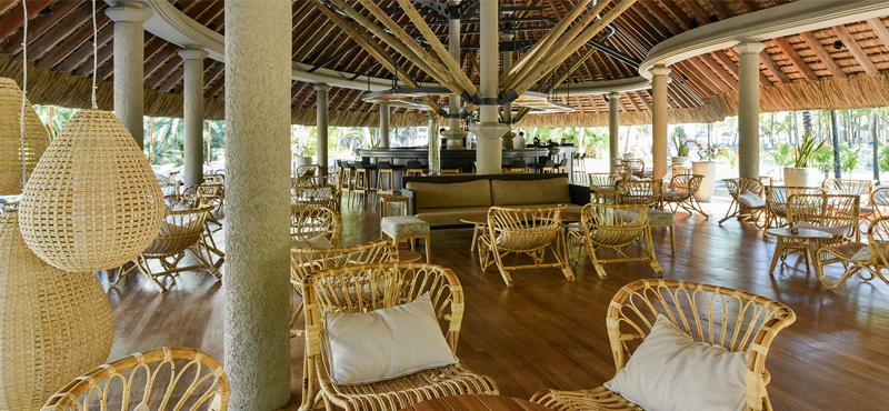 luxury Mauritius holiday Packages Canonnier Beachcomber Golf Resort And Spa La Planteur