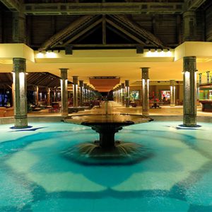 luxury Mauritius holiday Packages Shandrani Beachcomber Resort & Spa Exterior Fountain