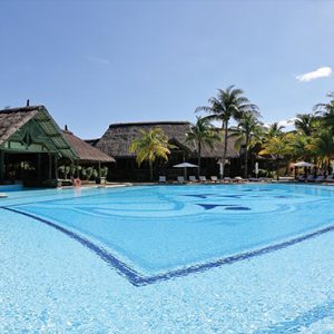 luxury Mauritius holiday Packages Shandrani Beachcomber Resort & Spa Pool1