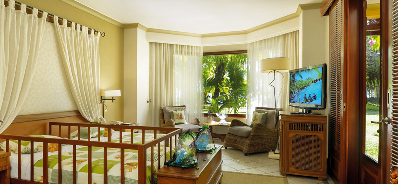 luxury Mauritius holiday Packages Dinarobin Beachcomber Golf Resort & Spa 2 Bedroom Family Suite