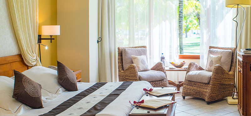 luxury Mauritius holiday Packages Dinarobin Beachcomber Golf Resort & Spa Club Junior Suite Beach