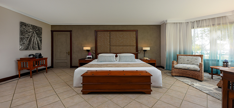 luxury Mauritius holiday Packages Dinarobin Beachcomber Golf Resort & Spa Club Junior Suite Beach2