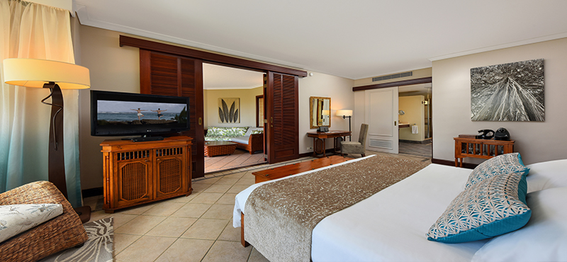 luxury Mauritius holiday Packages Dinarobin Beachcomber Golf Resort & Spa Club Junior Suite Beach3