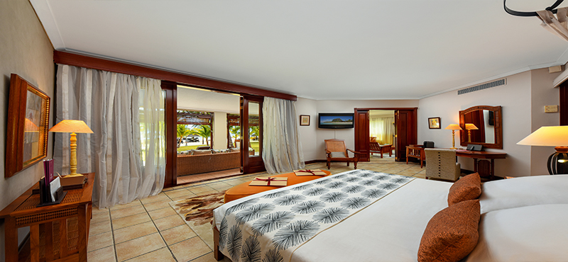 luxury Mauritius holiday Packages Dinarobin Beachcomber Golf Resort & Spa Club Senior Suite2