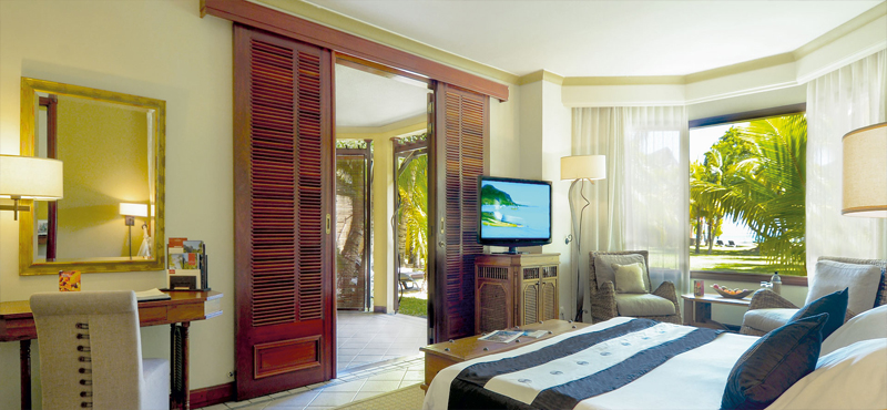 luxury Mauritius holiday Packages Dinarobin Beachcomber Golf Resort & Spa Junior Suite1