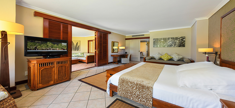 luxury Mauritius holiday Packages Dinarobin Beachcomber Golf Resort & Spa Junior Suite2
