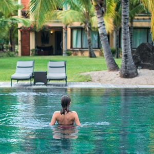 luxury Mauritius holiday Packages Dinarobin Beachcomber Golf Resort & Spa The Zen Suites Pool1