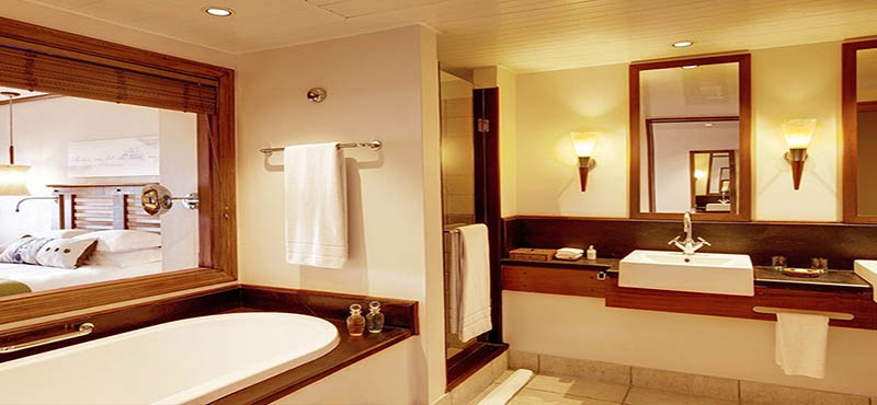 Mauritus Honeymoon Packages Heritage Awali Golf & Spa Resort Deluxe Sea View Bathroom