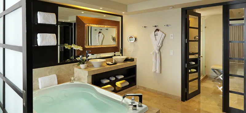 luxury Mexico holiday Packages Paradisus Playa Del Carmen La Perla One Bedroom Master Suite