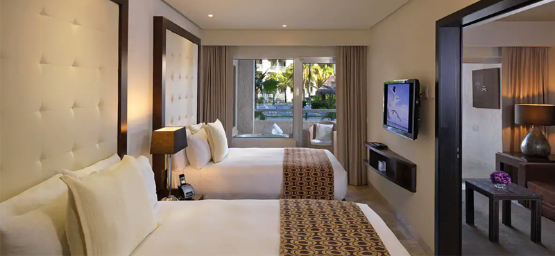 luxury Mexico holiday Packages Paradisus Playa Del Carmen La Perla One Bedroom Swim Up Suite