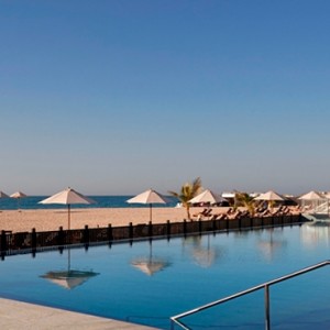 pool-waldorf-astoria-ras-al-khaimah-luxury-ras-al-khaimah-holidays