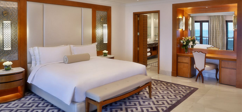 Presidential Sea View Suite Al Bustan Palace, A Ritz Carlton Hotel Luxury Oman Holidays