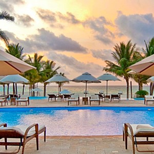 Royal Hideaway Playacar - Mexico - Honeymoon Packages - pool lounge