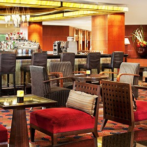 Royal Orchid Sheraton Bangkok - Thailand Honeymoon - bar