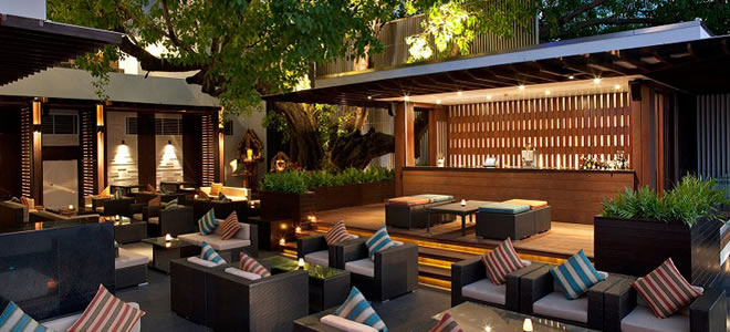 Royal-Orchid-Sheraton-Bangkok-Thailand-Riverside-Grill-Restaurant