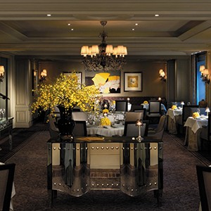 Shangri-La Paris - dining