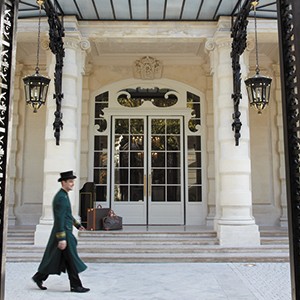 Shangri-La Paris - entrance