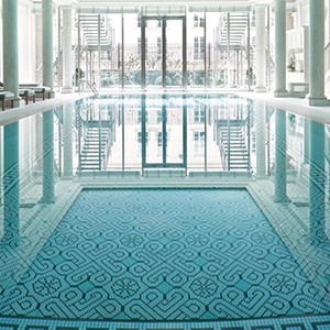 Shangri-La Paris - pool