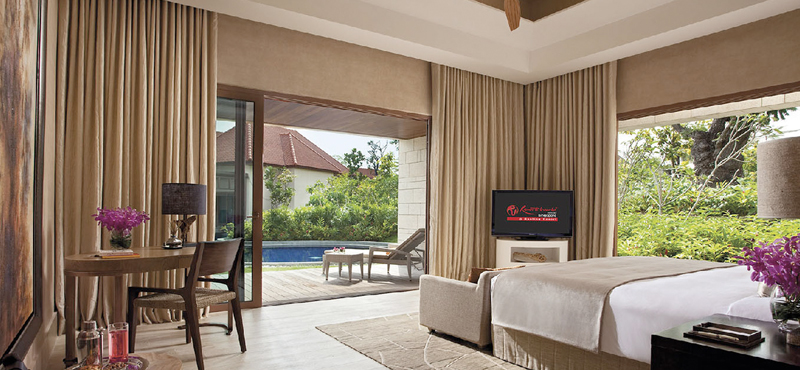 Singapore Honeymoon Packages Resorts World Sentosa, Beach Villas The Palace5