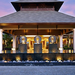 St-Regis-Bali-exterior
