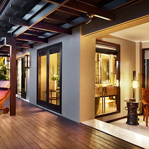 St-Regis-Bali-suite-terrace