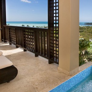 Sugar ridge - Luxury Holidays Antigua - pool balcony