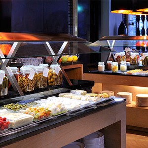 The Cafe - Park Hyatt Abu Dhabi - Luxury Abu Dhabi Holidays