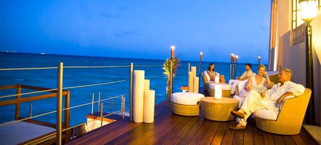 The Deck - The sun Sivam Iru Fushi - Luxury Maldives Honeymoons