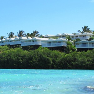 The-Verandah-Resort-and-Spa-Waterfront-suite-Exterior