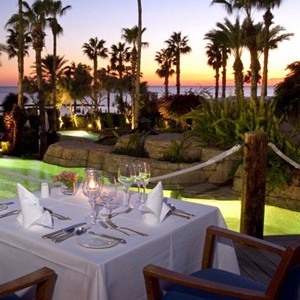 annabelle hotel - Cyprus luxury holidays - dinner at night