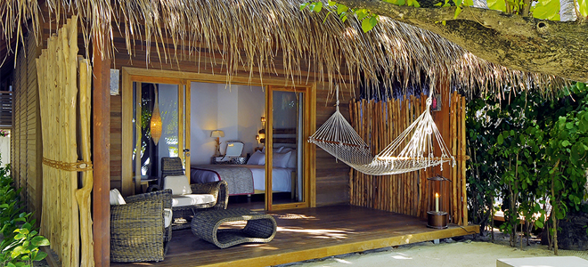 constance moofushi maldives - beach villa hammock