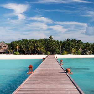 Entrance Banyan Tree Vabbinfaru Maldives Holidays