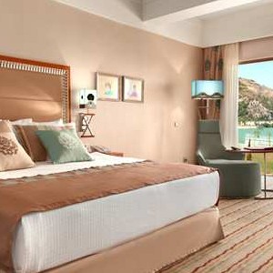 luxury holidays turkey - Hilton Dalaman Sarigerme - bedroom