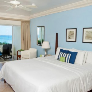 mango-bay-oceanfront-room