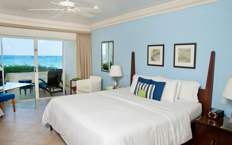 mango-bay-oceanfront-room