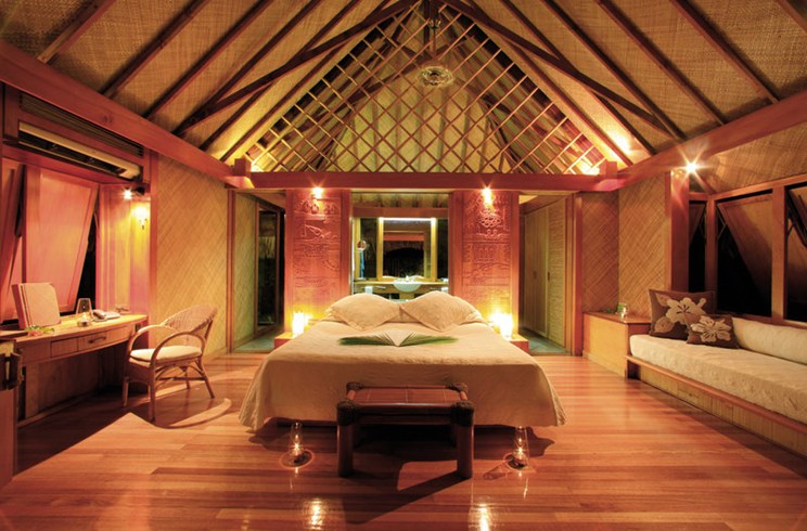 pearl-bora-bora-garden-bungalow-bedroom