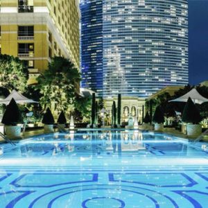 Pool 2 Bellagio Las Vegas luxury Las Vegas holiday Packages