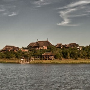 pumba-private-game-water-lodge-lake