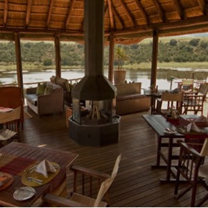 pumba-private-game-water-lodge-restaurant