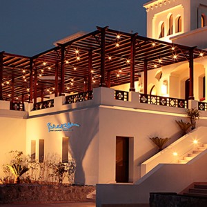 restaurant - the Cove Rotana - Luxury Ras Al Khaimah holiday packages