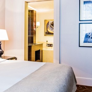 room - Prince De Galles Paris - Luxuxry France Holidays