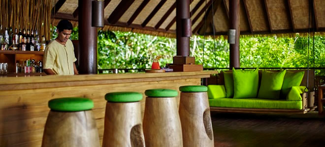 six-senses-koh-samui-drinks-on-the-hill