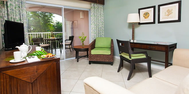 st-lucia-morgans-bay-one-bedroom-garden-spa-living-space