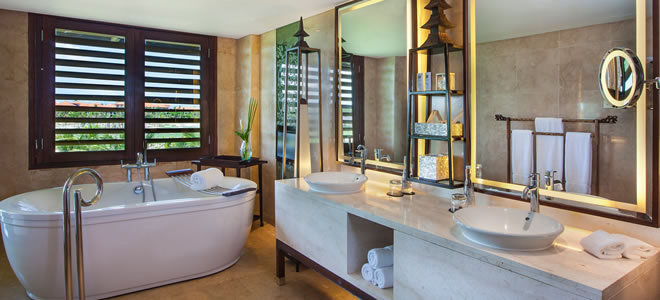 stregis_suite_bathroom