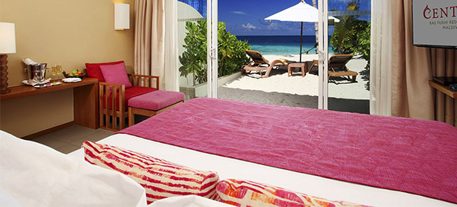 Centara Ras Fushi - Ocean Front Beach Villa - bedroom